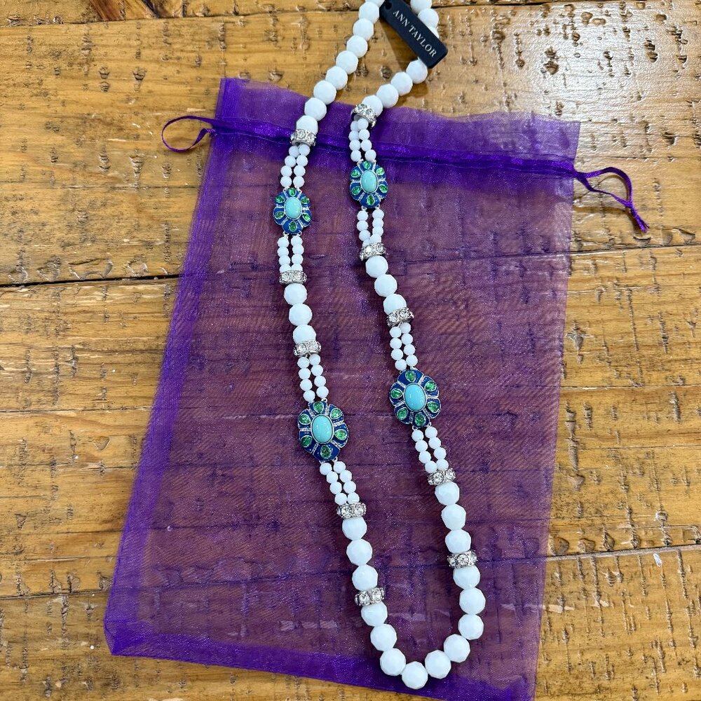 Ann Taylor Chunky Beaded White w/ Faux Gemstone Statement Necklace New With Tags